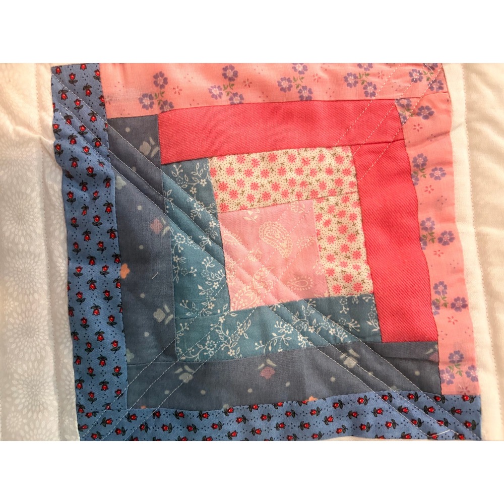 Handmade Log Cabin Quilt Pink Blue Green Floral Eyelet Backing 35 x 25 - Picture 4 of 4